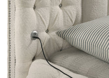 Load image into Gallery viewer, Sonya Eastern King & Queen Bed