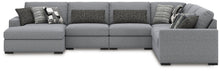 Load image into Gallery viewer, Bealton Sectional with Chaise
