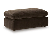 Load image into Gallery viewer, Maxton Heights Ottoman