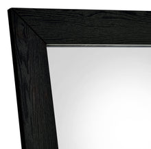 Load image into Gallery viewer, Cadence Standing Mirror