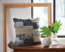 Load image into Gallery viewer, Gibbend Pillow