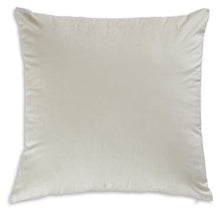 Load image into Gallery viewer, Edinfielders Pillow (Set of 4)