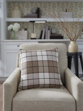 Load image into Gallery viewer, Godricton Pillow (Set of 4)