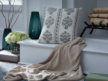 Load image into Gallery viewer, Paulmour Pillow (Set of 4)