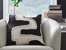 Load image into Gallery viewer, Veerbank Pillow (Set of 4)