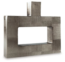 Load image into Gallery viewer, Wrengrove Vase