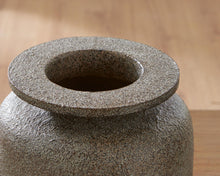 Load image into Gallery viewer, Jedwick Vase