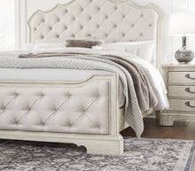 Load image into Gallery viewer, Arlendyne Upholstered Bed