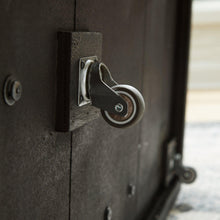 Load image into Gallery viewer, Bensonale Table (Set of 3)