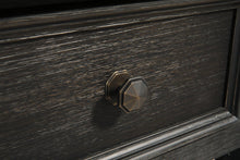 Load image into Gallery viewer, Tyler Creek Table Set