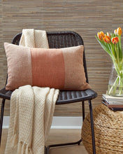 Load image into Gallery viewer, Dovinton Pillow (Set of 4)