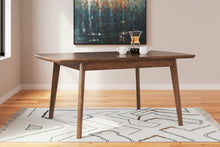 Load image into Gallery viewer, Lyncott Dining Room Set