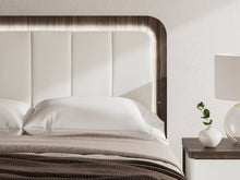 Load image into Gallery viewer, Kendanport Upholstered Bed