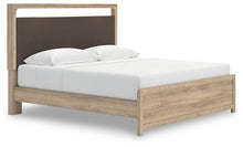 Load image into Gallery viewer, Kinlanni Upholstered Bed