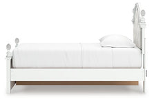 Load image into Gallery viewer, Kozlani Upholstered Bed