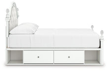 Load image into Gallery viewer, Kozlani Upholstered Bed