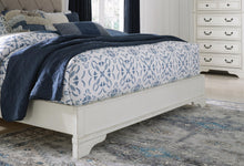 Load image into Gallery viewer, Blendon Queen Upholstered Bed
