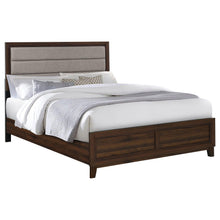 Load image into Gallery viewer, Welsley Panel Bed