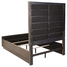 Load image into Gallery viewer, Durango Panel Bed