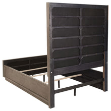 Load image into Gallery viewer, Durango Panel Bed