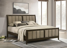 Load image into Gallery viewer, Wilkes Panel Bed