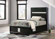 Load image into Gallery viewer, Miranda Panel Bed