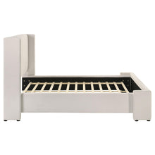 Load image into Gallery viewer, Alamosa Wingback Platform Bed