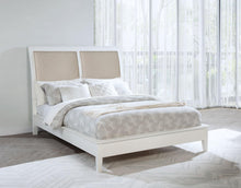 Load image into Gallery viewer, Bexhill Panel Bed