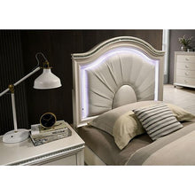 Load image into Gallery viewer, Allie 4 Pc Bedroom Set