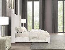Load image into Gallery viewer, Cadwell E.King, Queen, & Full Bed White, Gray, & Black