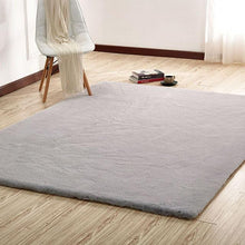 Load image into Gallery viewer, Caparica Silver 5' X 7' Area Rug