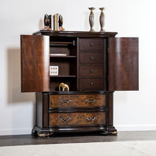 Load image into Gallery viewer, Aquilina Chest
