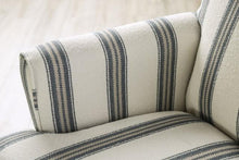 Load image into Gallery viewer, EALING Chair