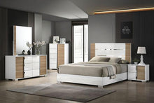 Load image into Gallery viewer, Erlangen Bed
