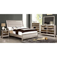 Load image into Gallery viewer, Golva E.King & Queen Bed White & Silver