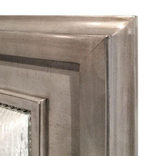 Load image into Gallery viewer, Golva E.King & Queen Bed White & Silver