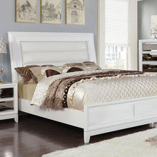 Load image into Gallery viewer, Golva E.King & Queen Bed White & Silver