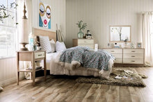 Load image into Gallery viewer, Roseburg Queen Bed