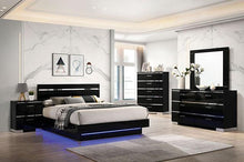Load image into Gallery viewer, Erlach Bed Black & White