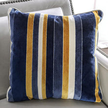 Load image into Gallery viewer, MONTECELIO Sofa