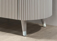 Load image into Gallery viewer, Aldridge Queen Bedroom Set