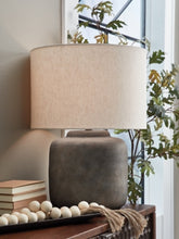 Load image into Gallery viewer, Zandophen Table Lamp