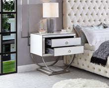 Load image into Gallery viewer, Alyssa Side Table