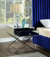 Load image into Gallery viewer, Lynn Side Table