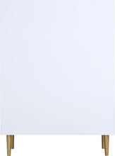 Load image into Gallery viewer, Zayne White Chest