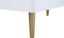 Load image into Gallery viewer, Zayne White Chest