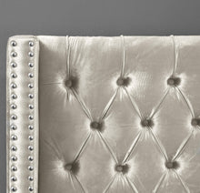 Load image into Gallery viewer, Aiden Cream Velvet Queen Bed