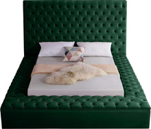 Load image into Gallery viewer, Bliss Green Velvet King Bed (3 Boxes)