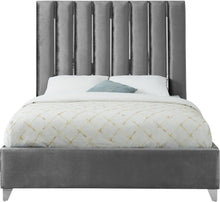 Load image into Gallery viewer, Enzo Grey Velvet Queen Bed