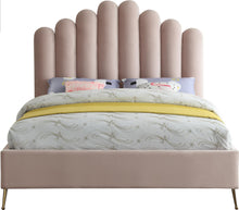 Load image into Gallery viewer, Lily Pink Velvet Full Bed